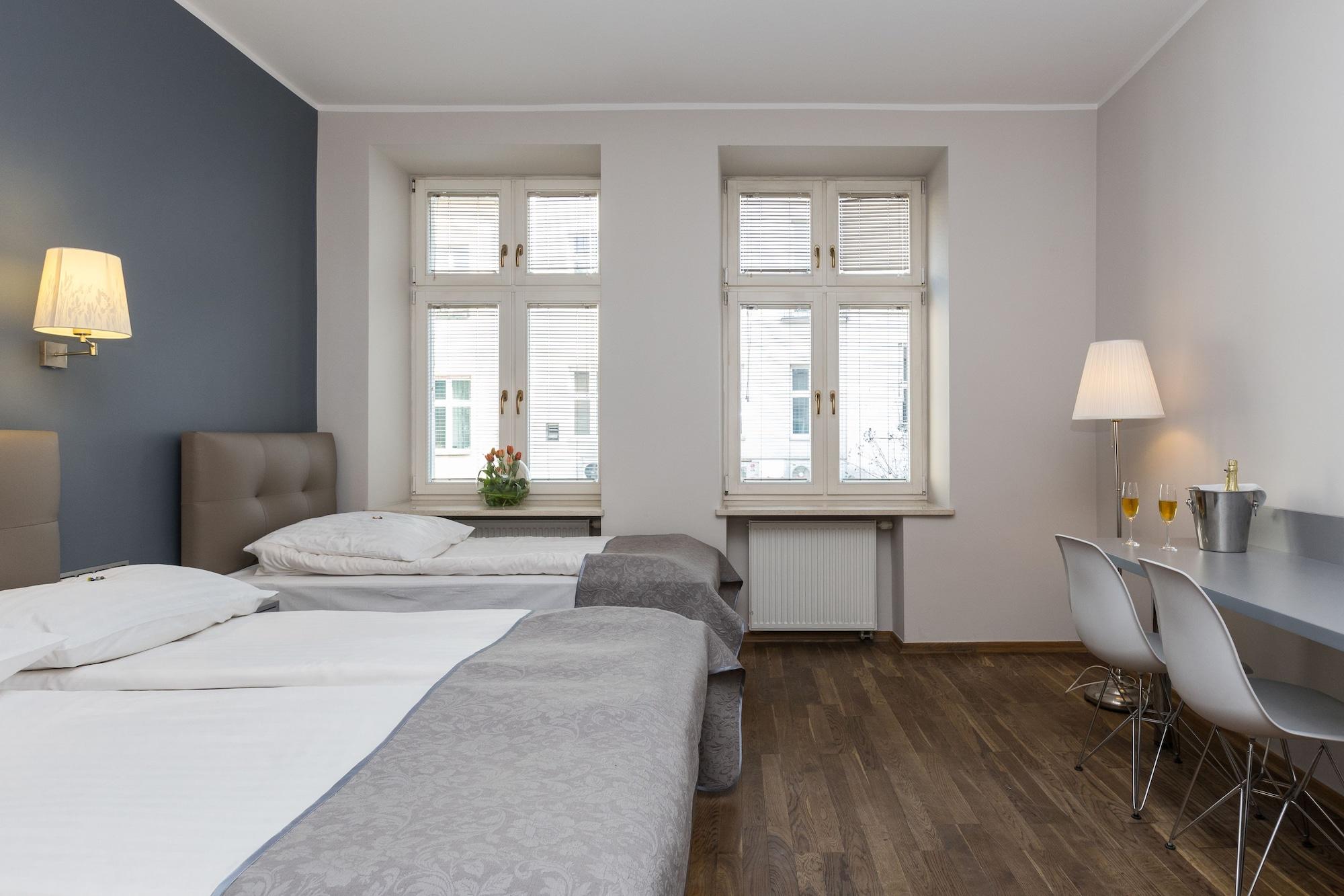 Hotel Floryan Old Town Красков Екстериор снимка
